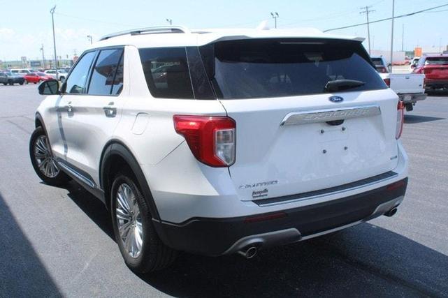 Photo of 2020 White Ford Explorer