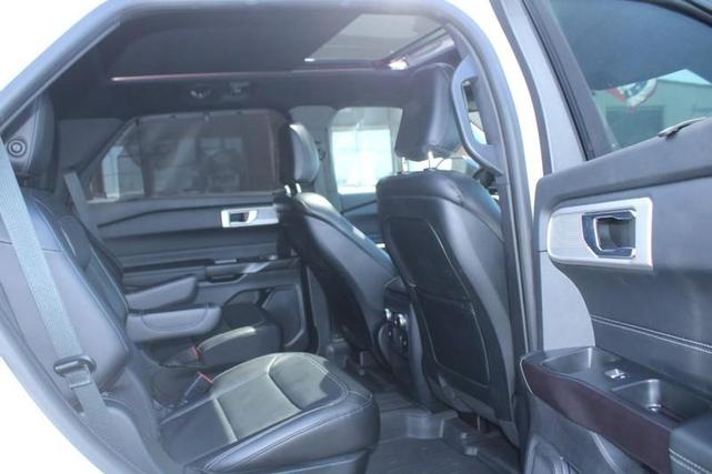 Photo of 2020 White Ford Explorer