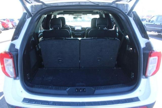 Photo of 2020 White Ford Explorer
