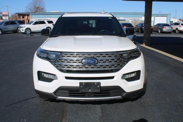 Photo of 2020 White Ford Explorer