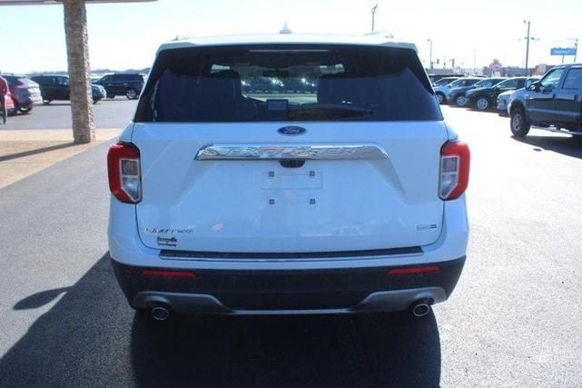 Photo of 2020 White Ford Explorer