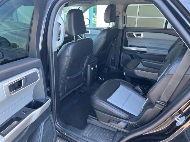 Photo of 2023 Agate Black Metallic Ford Explorer