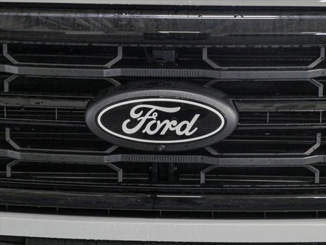 Photo of 2025 Oxford White Ford F-150