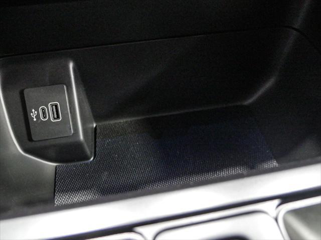 Photo of 2025 Oxford White Ford F-150