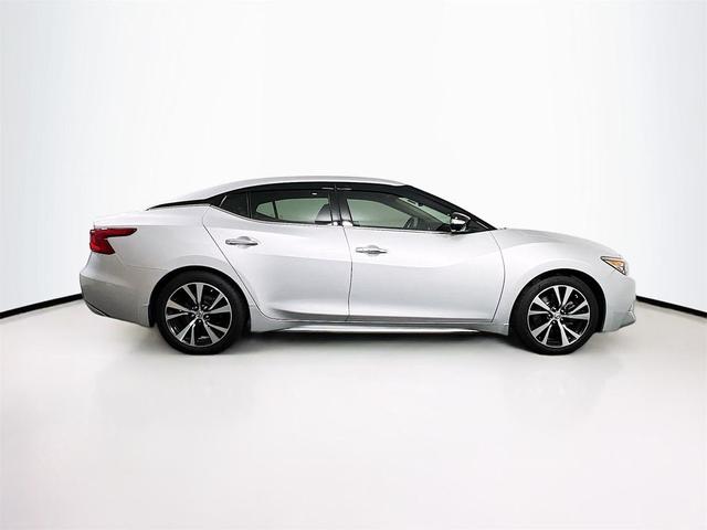 Photo of 2018 Brilliant Silver Nissan Maxima