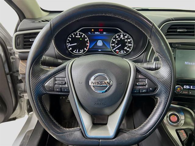Photo of 2018 Brilliant Silver Nissan Maxima