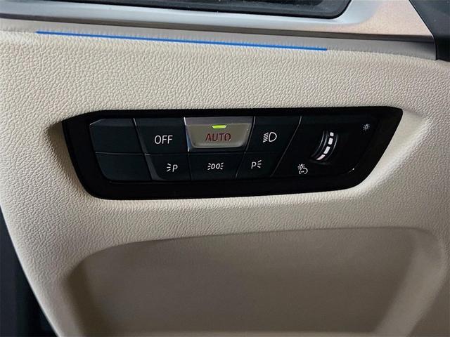 Photo of 2023 White Metallic BMW i4 Gran Coupe