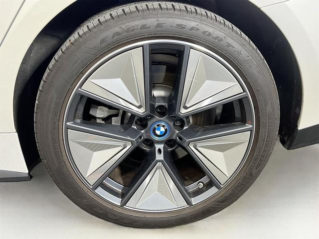 Photo of 2023 White Metallic BMW i4 Gran Coupe