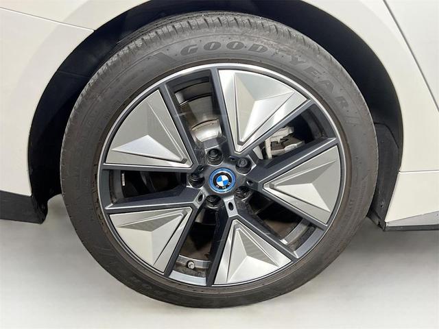 Photo of 2023 White Metallic BMW i4 Gran Coupe
