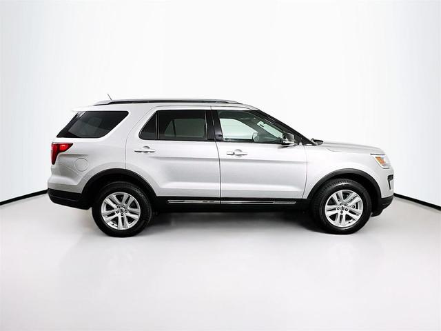 Photo of 2018 Ingot Silver Ford Explorer