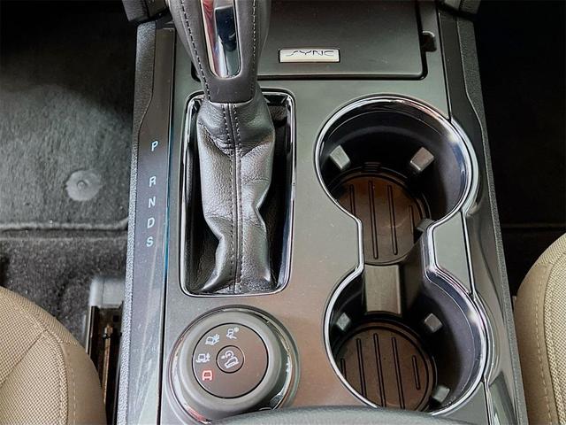 Photo of 2018 Ingot Silver Ford Explorer