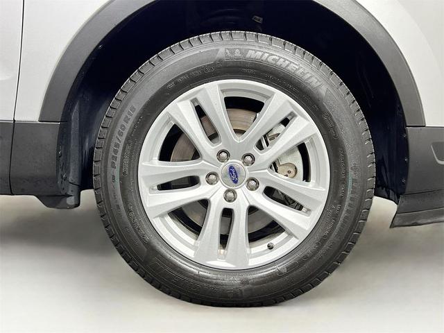 Photo of 2018 Ingot Silver Ford Explorer