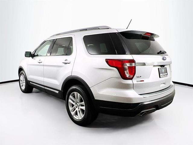 Photo of 2018 Ingot Silver Ford Explorer