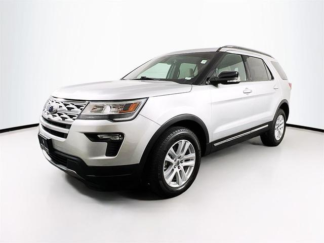 Photo of 2018 Ingot Silver Ford Explorer