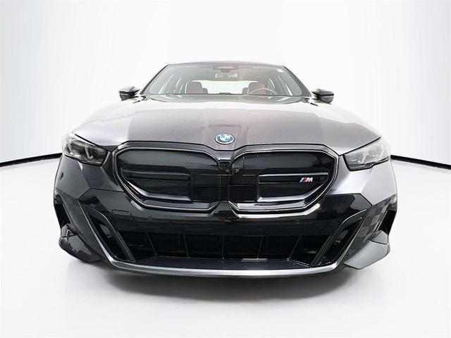 Photo of 2025 Graphite BMW i5