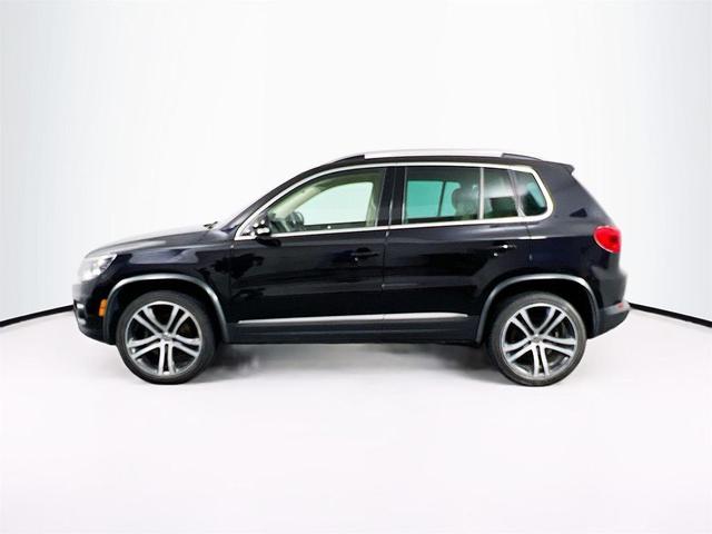 Photo of 2017 Deep Black Pearl Volkswagen Tiguan