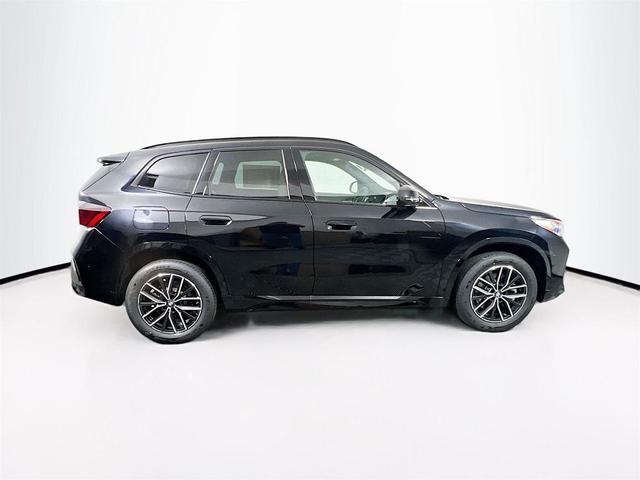 Photo of 2025 Black Sapphire Metallic BMW X1