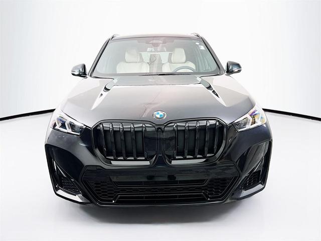 Photo of 2025 Black Sapphire Metallic BMW X1