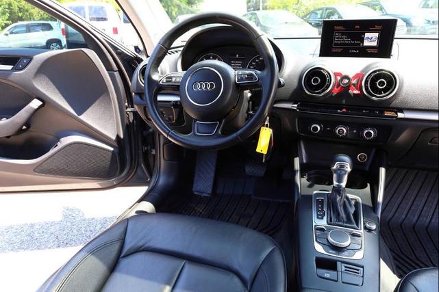 Photo of 2015 Gray Audi A3