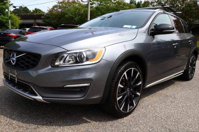 2016 Volvo V60 Cross Country