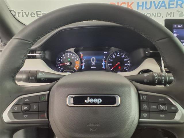 Photo of 2025 Hydro Blue Pearlcoat Jeep Compass
