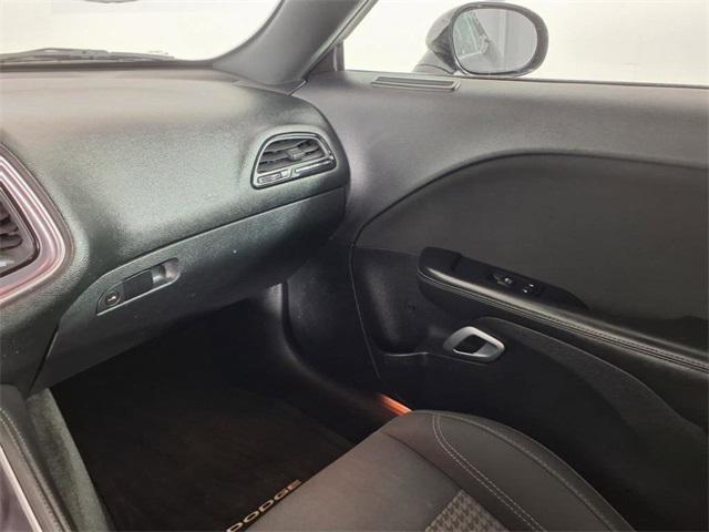 Photo of 2015 Pitch Black Clearcoat Dodge Challenger