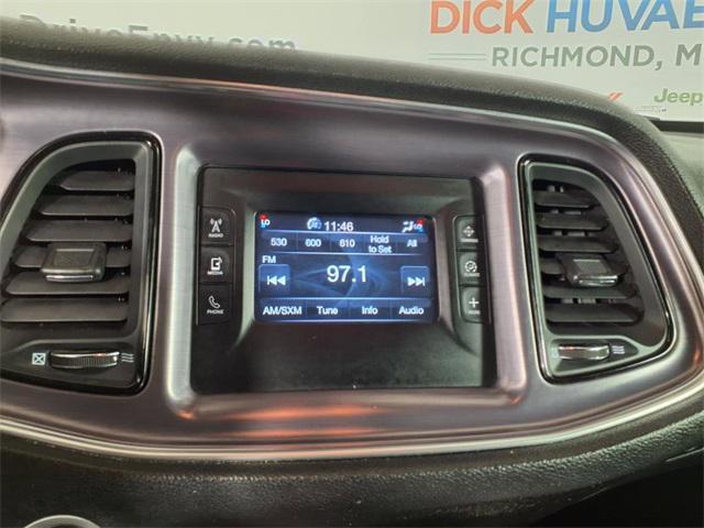 Photo of 2015 Pitch Black Clearcoat Dodge Challenger