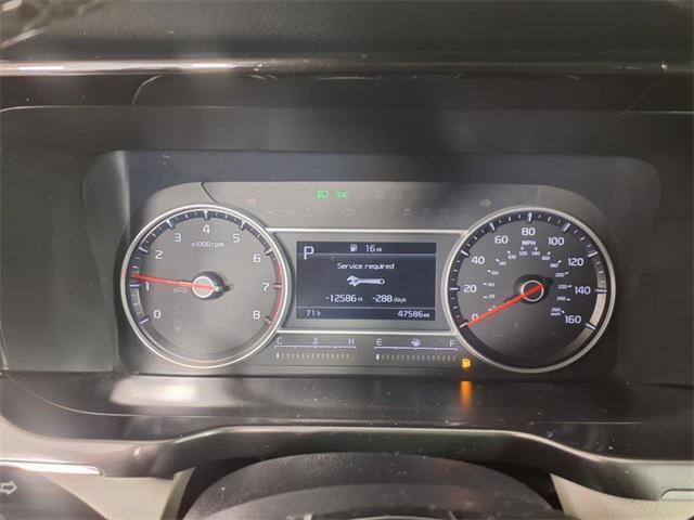Photo of 2021 Sparkling Silver Kia Sorento