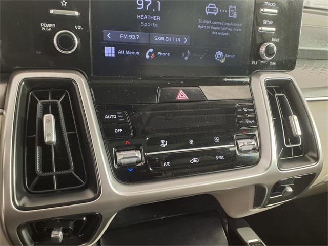 Photo of 2021 Sparkling Silver Kia Sorento