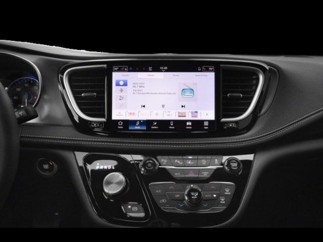 Photo of 2026 Diamond Black Crystal Pearlcoat Chrysler Pacifica