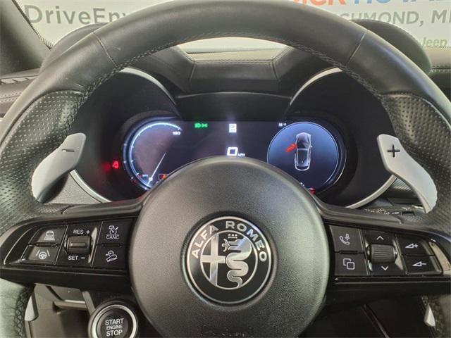 Photo of 2024 Vulcano Black Metallic Alfa Romeo Stelvio