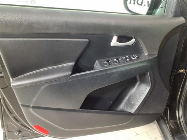 Photo of 2014 Black Cherry Kia Sportage