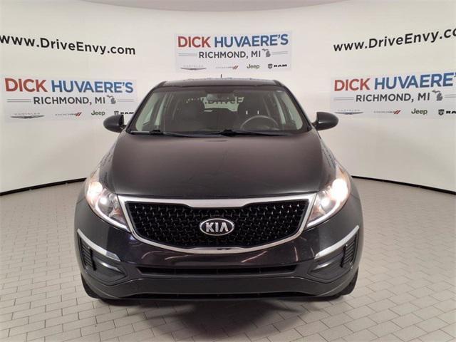 Photo of 2014 Black Cherry Kia Sportage