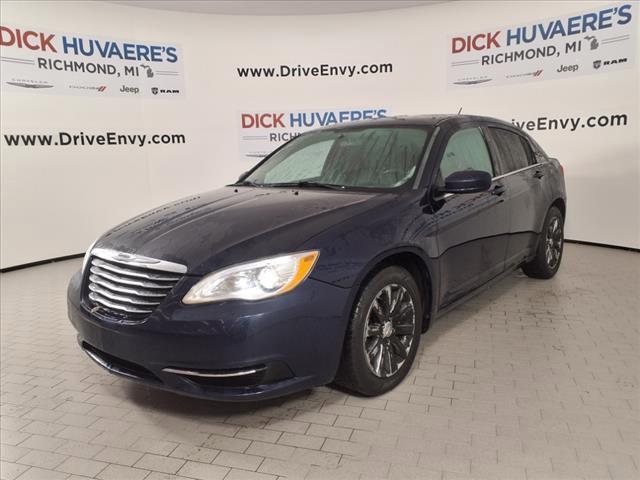 2013 Chrysler 200