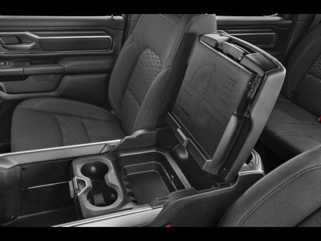 Photo of 2026 Diamond Black Crystal Pearlcoat RAM 1500