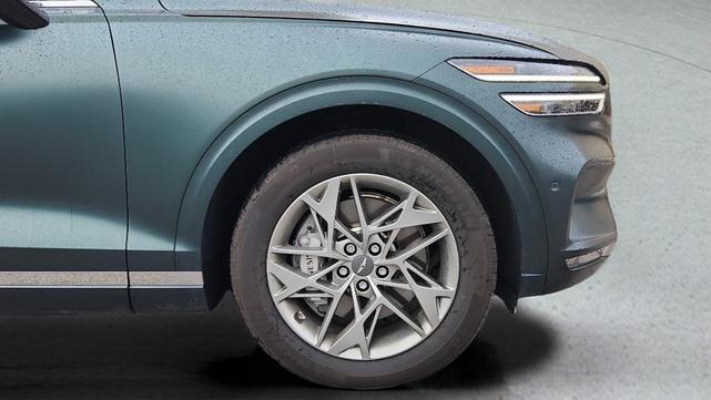 Photo of 2023 Brunswick Green Genesis GV70
