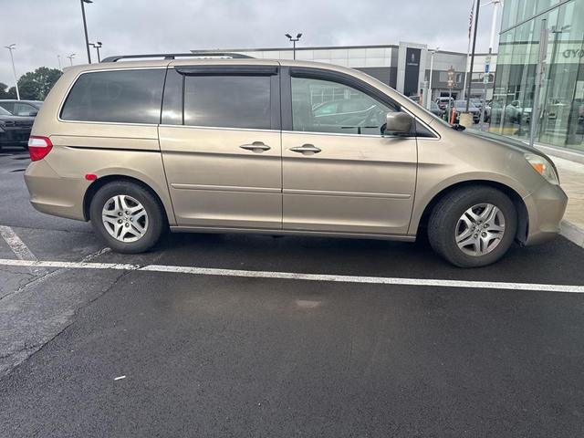 Photo of 2005 Champagne Honda Odyssey