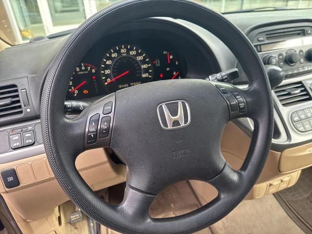 Photo of 2005 Champagne Honda Odyssey