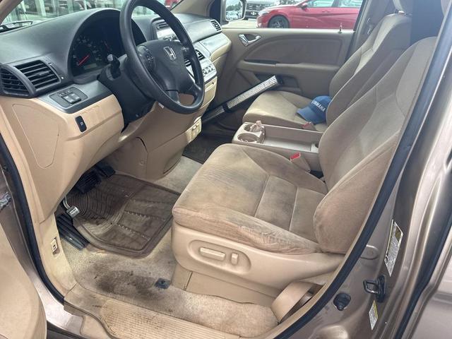 Photo of 2005 Champagne Honda Odyssey