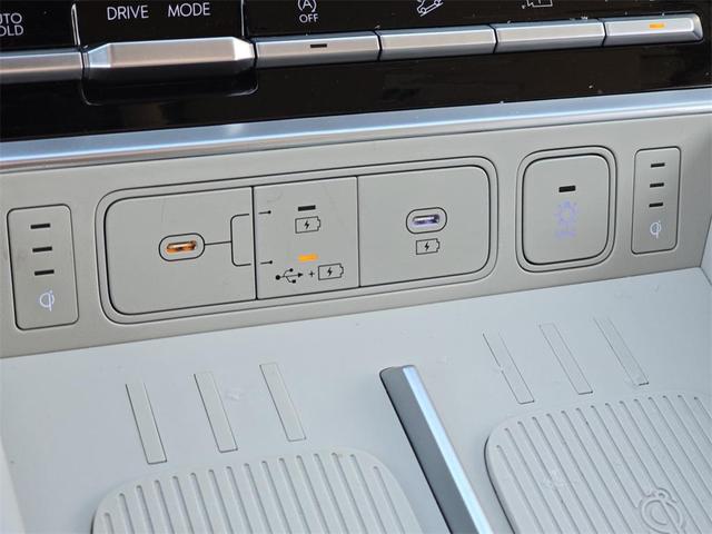 Photo of 2025 Terracotta Orange Hyundai SANTA FE