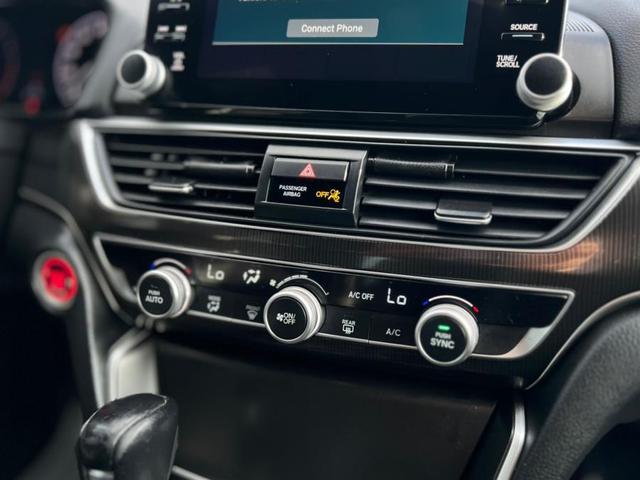 Photo of 2020 Lunar Silver Metallic Honda Accord