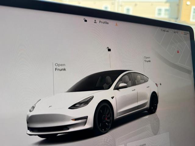 Photo of 2022 Pearl White Multi-Coat Tesla Model 3