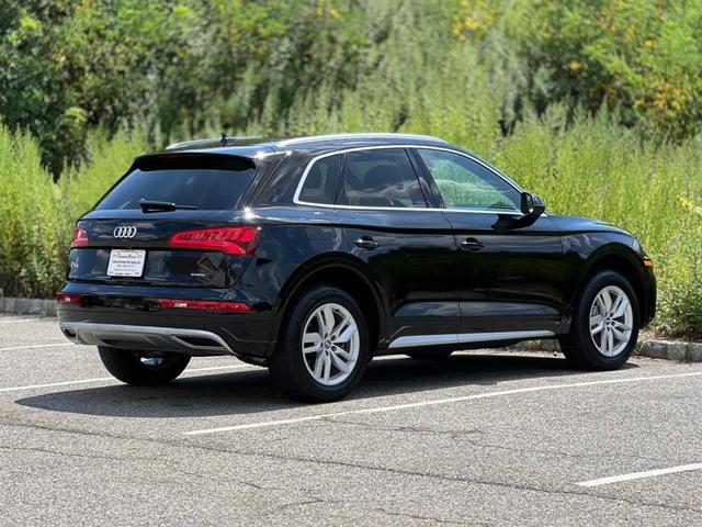 Photo of 2020 Brilliant Black Audi Q5