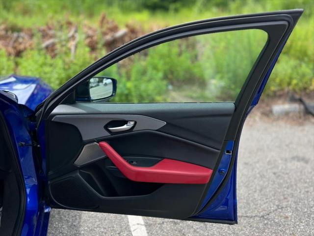 Photo of 2022 Apex Blue Pearl Acura TLX