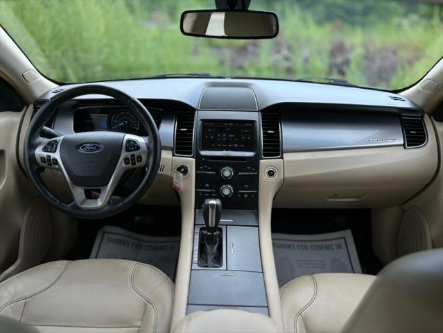 Photo of 2013 Kodiak Brown Metallic Ford Taurus