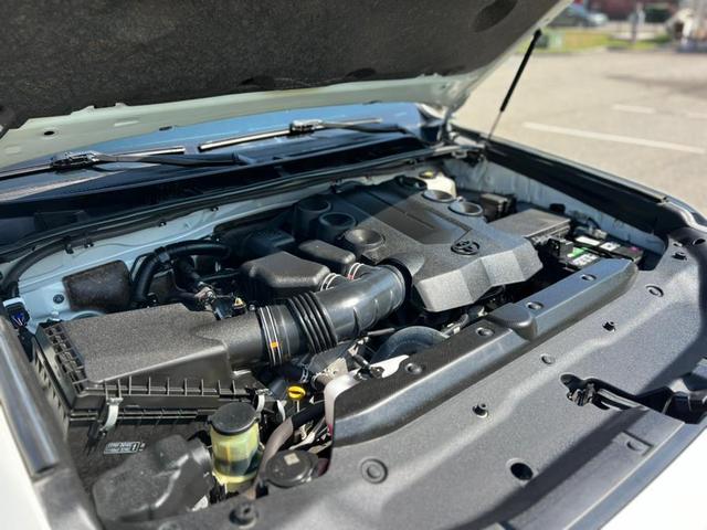Photo of 2020 Blizzard Pearl Toyota 4Runner