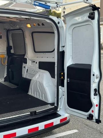 Photo of 2022 Bright White RAM ProMaster City
