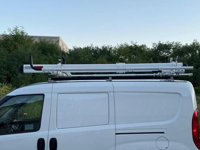Photo of 2022 Bright White RAM ProMaster City