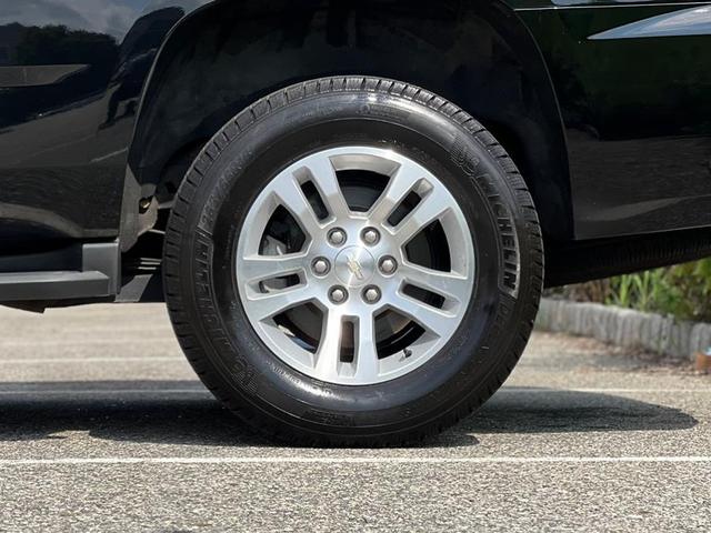 Photo of 2019 Black Chevrolet Tahoe