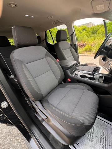 Photo of 2020 Mosaic Black Metallic Chevrolet Traverse